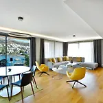 Mare Deluxe Residences & Ξενοδοχείο 4*