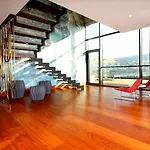 Ξενοδοχείο Mare Deluxe Residences & 4*