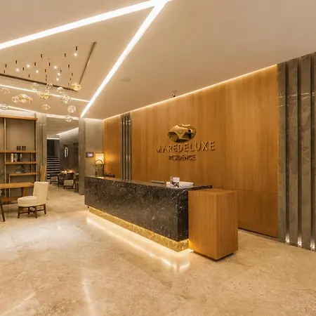 Ξενοδοχείο Mare Deluxe Residences & 4*