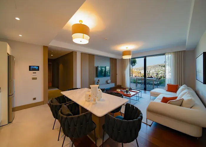 Mare Deluxe Residences & 4*