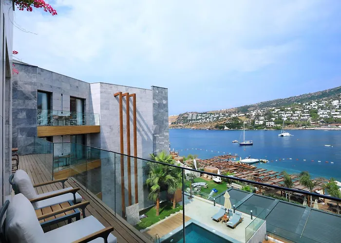 Mare Deluxe Residences & 4*