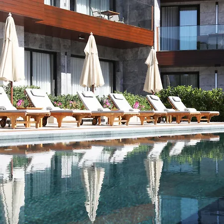 Mare Deluxe Residences & 4*