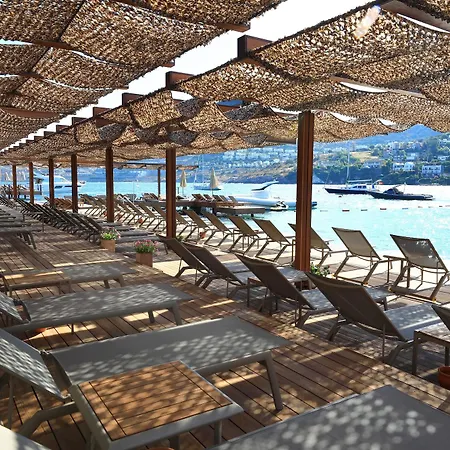 Mare Deluxe Residences & 군도간