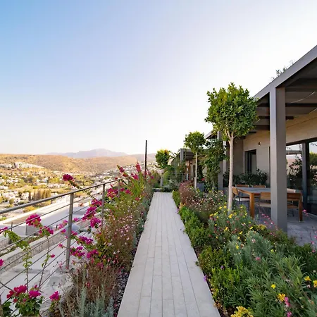 Mare Deluxe Residences & Hotel