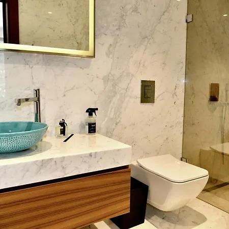 Hotel Mare Deluxe Residences & 4*