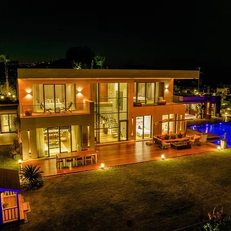 Mare Deluxe Residences & Hotel 4*