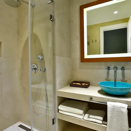 Mare Deluxe Residences & Hotel 4*