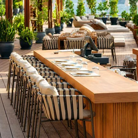 Mare Deluxe Residences &
