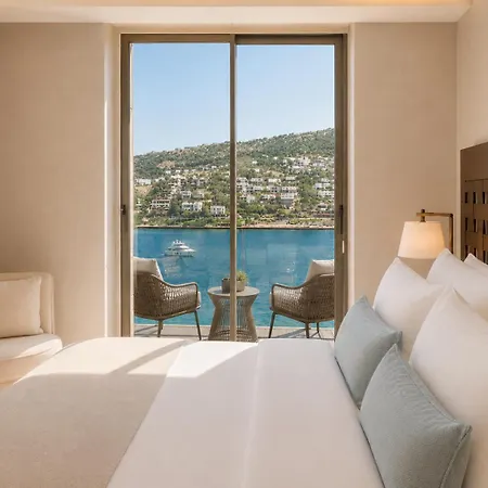 Mare Deluxe Residences &