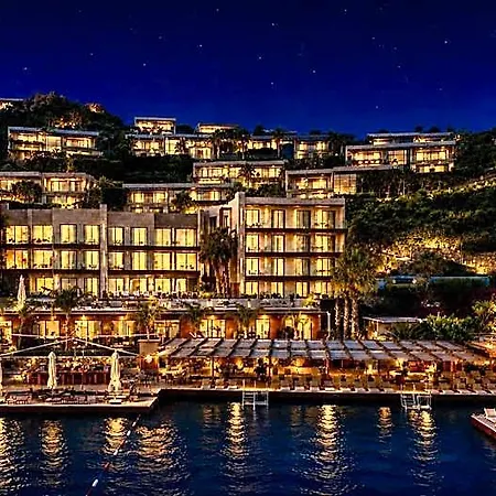 Mare Deluxe Residences &
