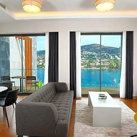 ホテル Mare Deluxe Residences &