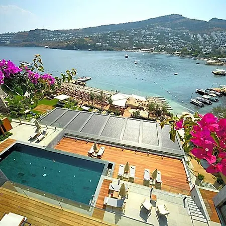 Ξενοδοχείο Mare Deluxe Residences &