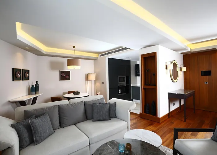 Hotel Mare Deluxe Residences &